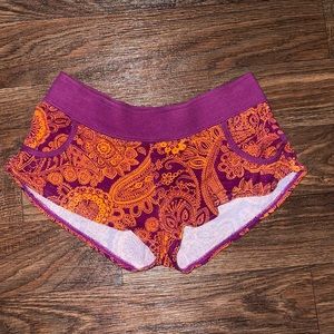Rare y2k Free people lounge paisley print micro shorts
